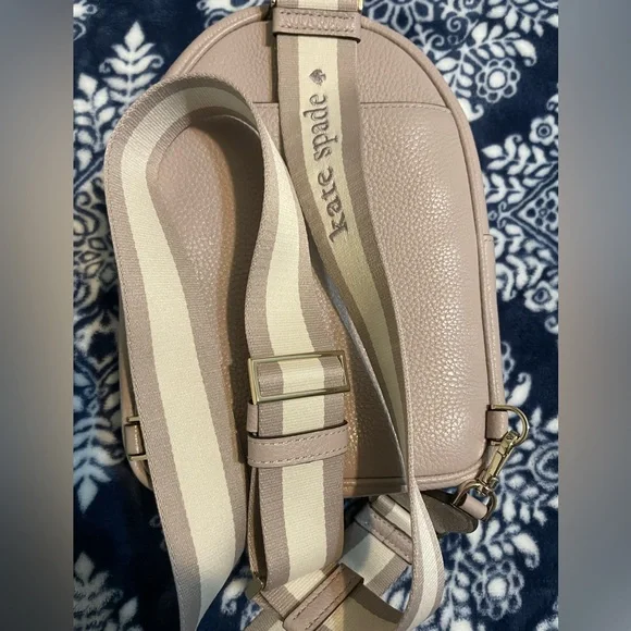 GREAT CONDITION Kate Spade Emma Sling Backpack in Cozy Grey - Pebbled Leather - Picture 15 of 17